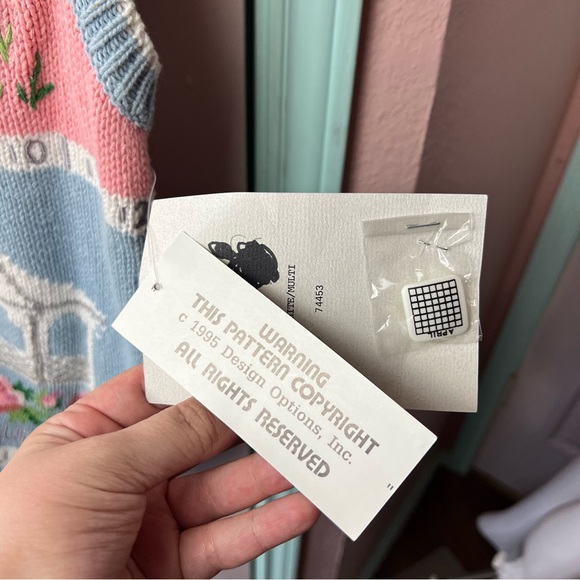 Vintage Knit Calendar Vest Size Large - Picture 8 of 11